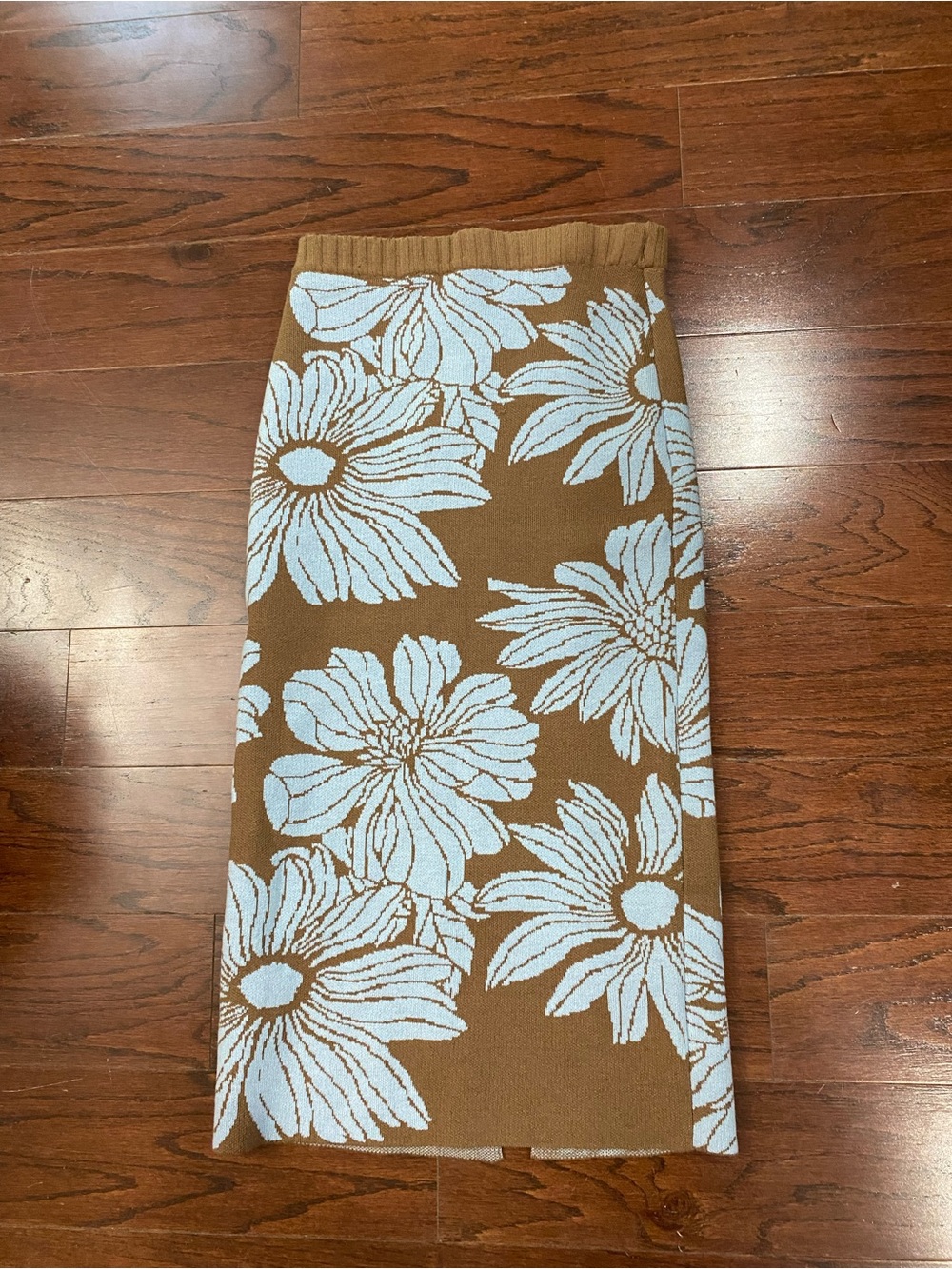 NWOT PROMESA Sweater Skirt Baby Blue Flowers Brown size small